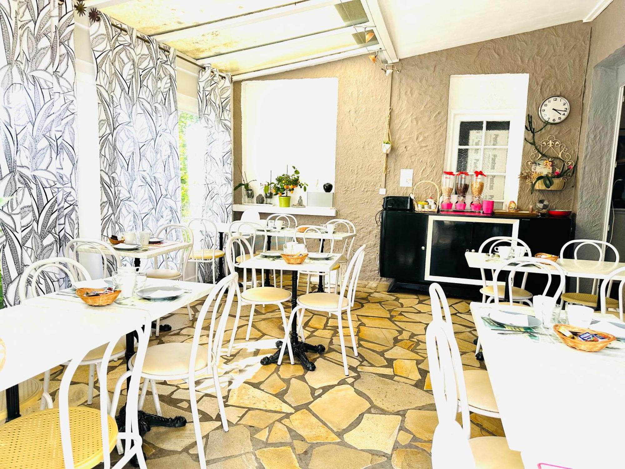 Hotel Italia Тур Екстер'єр фото