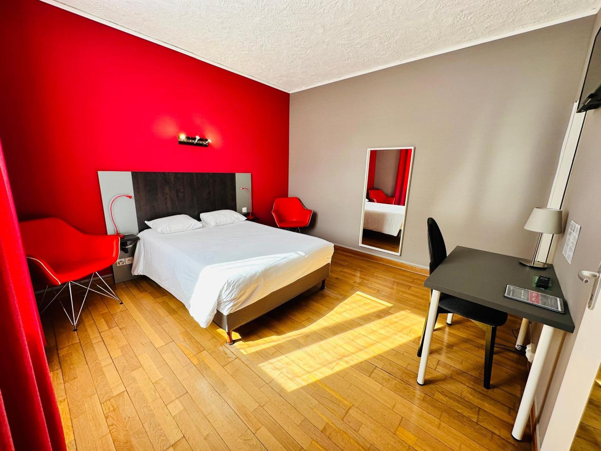 Hotel Italia Тур Екстер'єр фото